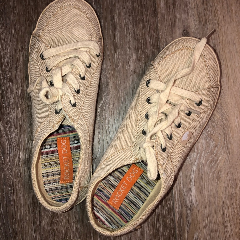 Rocket dog women’s shoes size 9